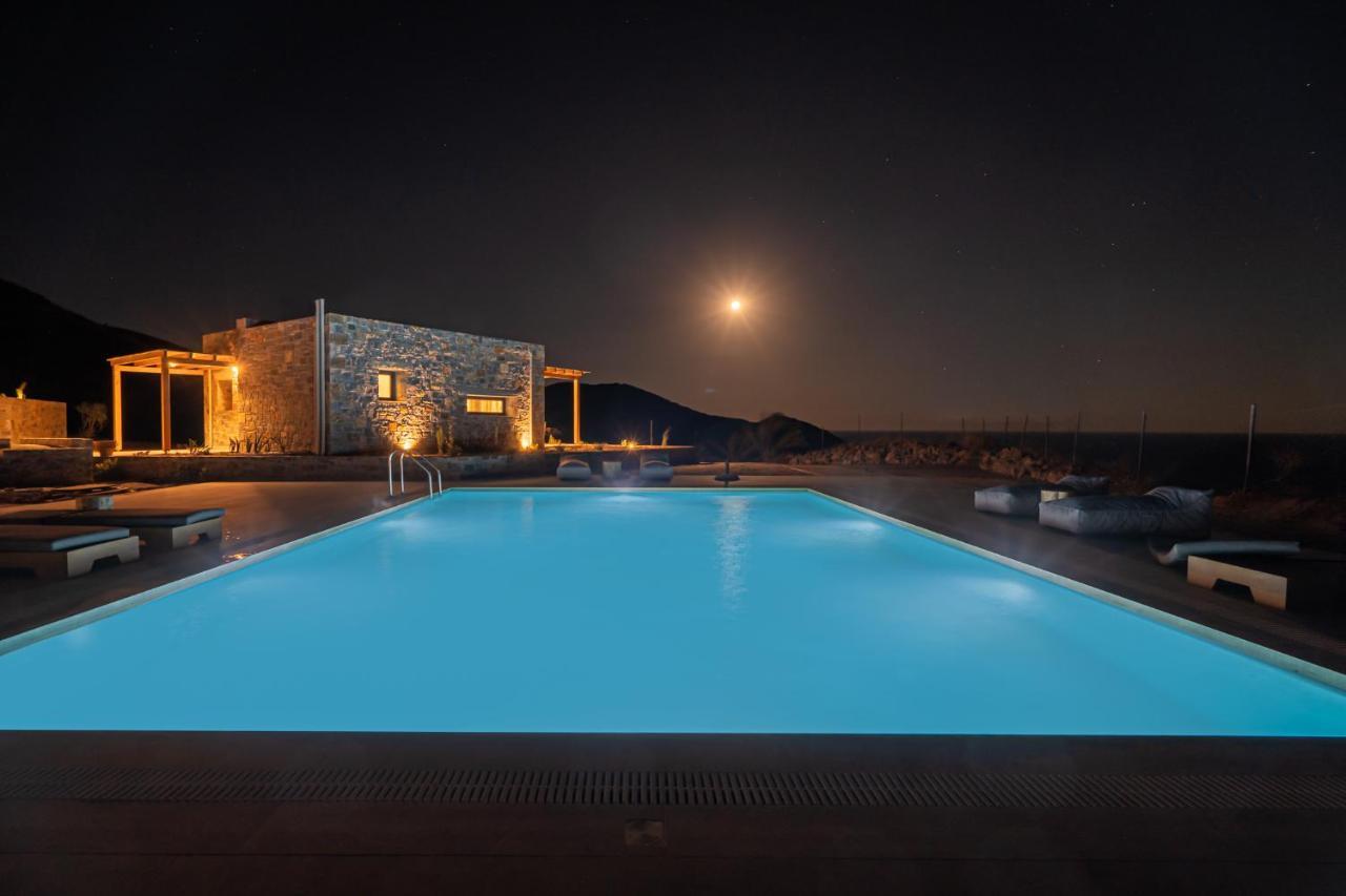 Celine Private Residences Léntas Exterior foto