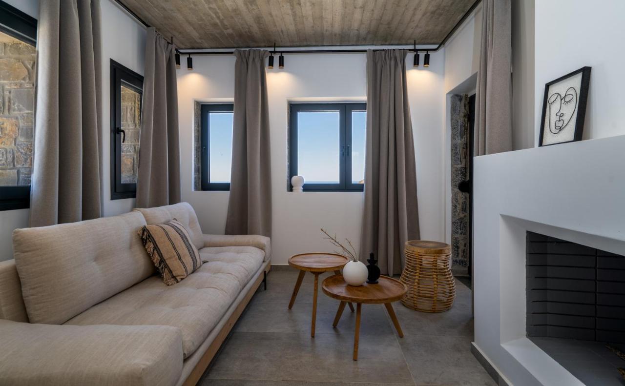 Celine Private Residences Léntas Exterior foto